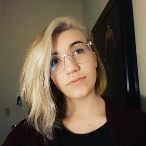 Meet your Posher, Alissa